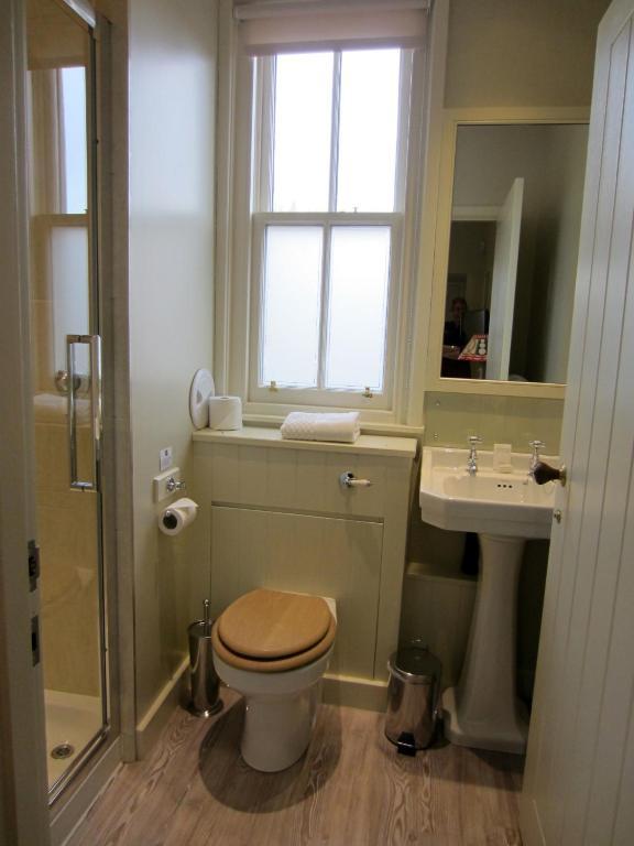 The Loch Lomond Arms Hotel Luss Pokoj fotografie