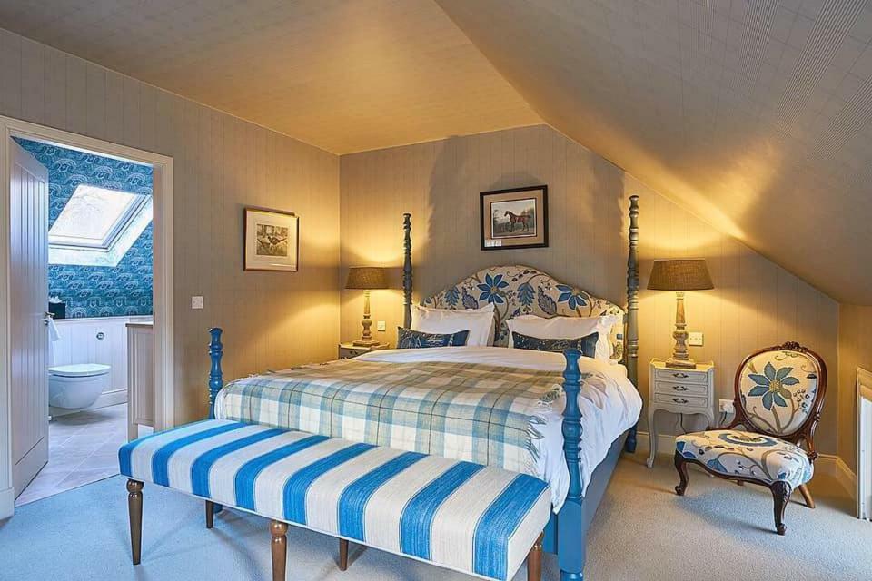 The Loch Lomond Arms Hotel Luss Pokoj fotografie