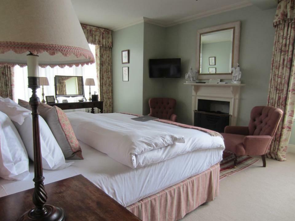 The Loch Lomond Arms Hotel Luss Exteriér fotografie